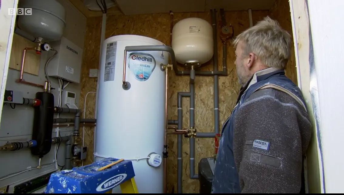 Manufacturing Centre of Excellence for Copper – Providing expert coppersmiths. Producing quality cylinders.